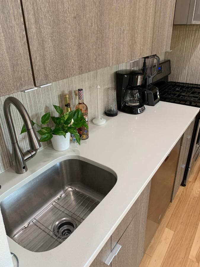 شقة نيو يورك  في Urban Jungle Oasis In Queens! المظهر الخارجي الصورة